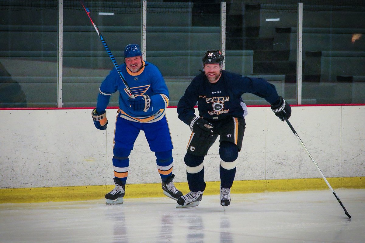 Gratts knows you can't give Chaser time and space 😉