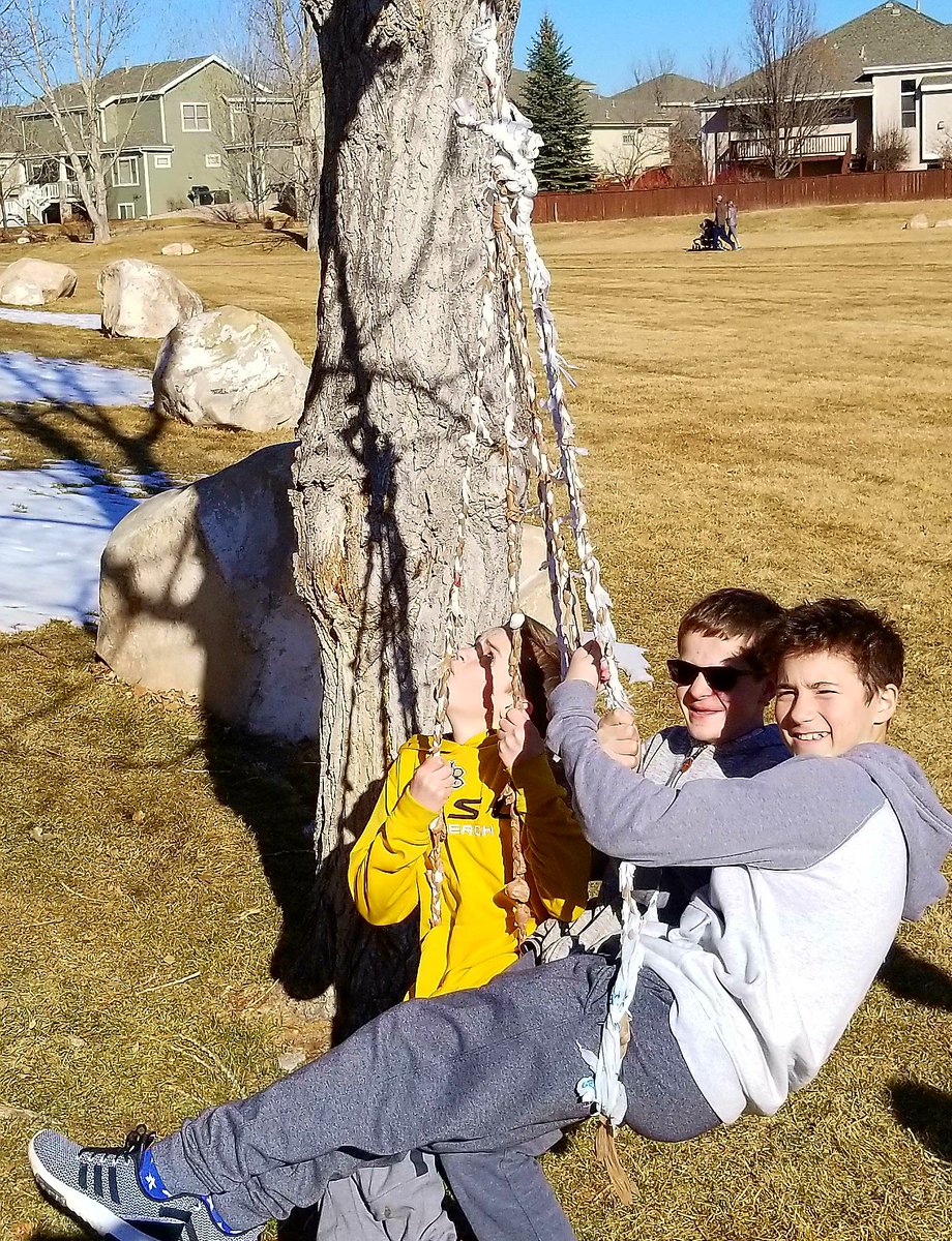 WebberMS's tweet photo. Mr. Nurton's Outdoor Living class is making rope out of discarded grocery bags. After Ss learn how to prep bags & braid ropes, they "field test" them. This is everyone's favorite part! #WeAreWebber #WebberMakes #PSDproud ๐พ https://t.co/f5BGlTHnhF