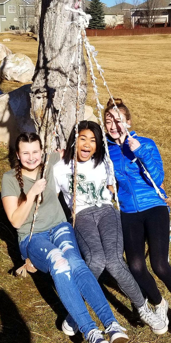 WebberMS's tweet photo. Mr. Nurton's Outdoor Living class is making rope out of discarded grocery bags. After Ss learn how to prep bags & braid ropes, they "field test" them. This is everyone's favorite part! #WeAreWebber #WebberMakes #PSDproud ๐พ https://t.co/f5BGlTHnhF