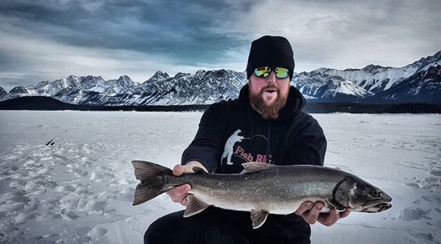 #fridays ... are the best, 2 full days of #outdoors and just your best #catches ahead! #tgif ... and <a href="/MitchyyD/">The Gindian</a> knows how to #motivate us with this #bull! #alberta #redshinerfeature <a href="/Red_Shiner/">🍁RedShiner.ca</a> <a href="/TravelAlberta/">Travel Alberta</a> @TourismeAlberta <a href="/NatureAlberta/">Nature Alberta</a>