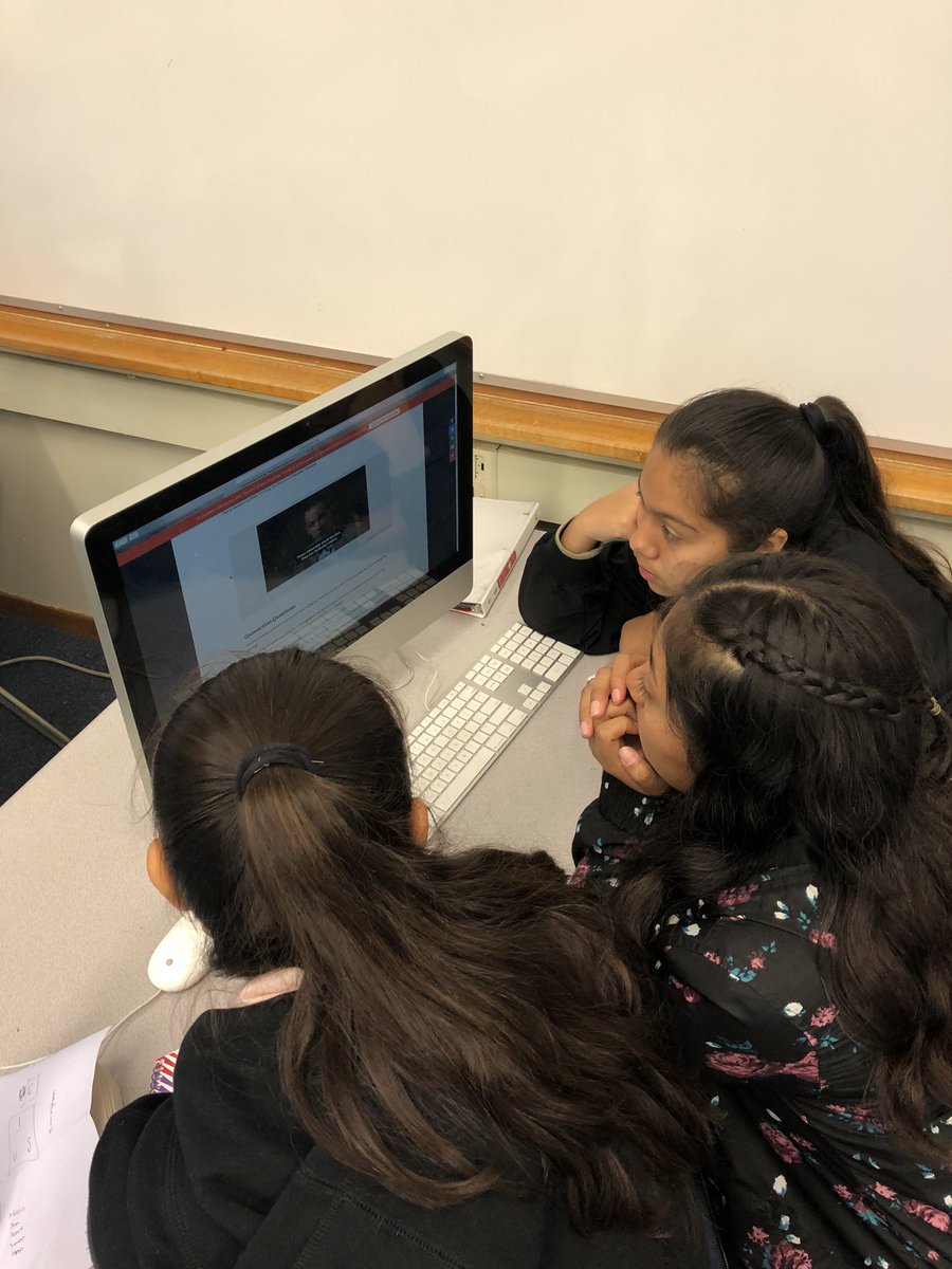 RHpoliceacademy's tweet photo. Mrs Caal teaches #tokillamockingbird by taking her students through an escape room #technologyinthe classroom #wearedistinguished #awesometeachers @melanieawelsh @pmcastaneda @ResedaRegents @ResedaHS @LAUSDNorthwest https://t.co/RFFZFCj6Q8
