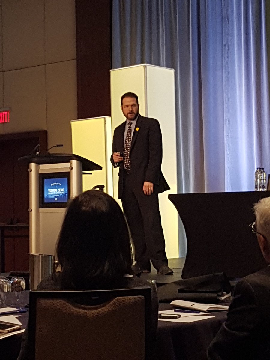 MelanieMurrin's tweet photo. Tony Churchill from @cityofcalgary presents Changing the System for #VZCON18 let's bring this to #RMWB https://t.co/rjG6aGaME3