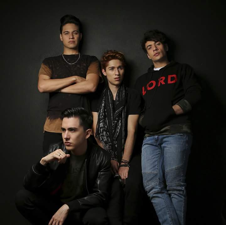 Ya es viernes de #RockNGo y estan los chicos de <a href="/SomosLoreto/">Loreto</a> por primera vez en <a href="/yordienexa/">Yordi en EXA</a> 😎 Tú decides si se quedan o se van 🙌 FB LIVE 👇
m.facebook.com/story.php?stor…