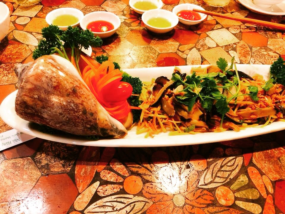 ntvblog's tweet photo. Gỏi xoài ốc giác - Melo melo and mango salad #goixoaiocgiac #ocgiac #melomelo #salad #goi #gỏi #vietnam #vietnamese #vietnamesefood #vietnamcuisine #vietnamesedish #vietnamesecuisine #vietfood #f4f #foodphotography #igfood #f4f #followback https://t.co/UbkTweTPhl