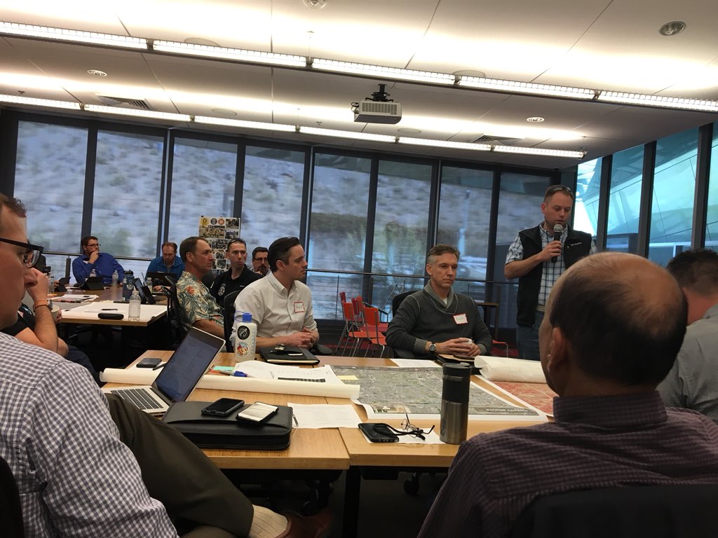 SaraMeerow's tweet photo. Productive discussions about preparing for extreme #heat in #Tempe #temptalks https://t.co/9KCU0HTl9H