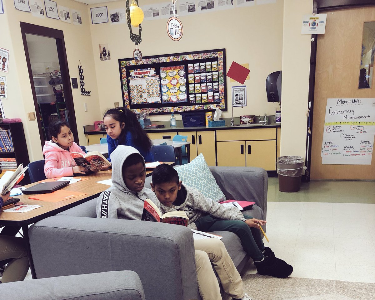 LauraLavoie15's tweet photo. My Club Pride group enjoyed snacking on Butterscotch Krimpets just like Maniac Magee while reading this morning. ❤️ @JerrySpinelli1 @LFLions https://t.co/bNBQRZEDWK