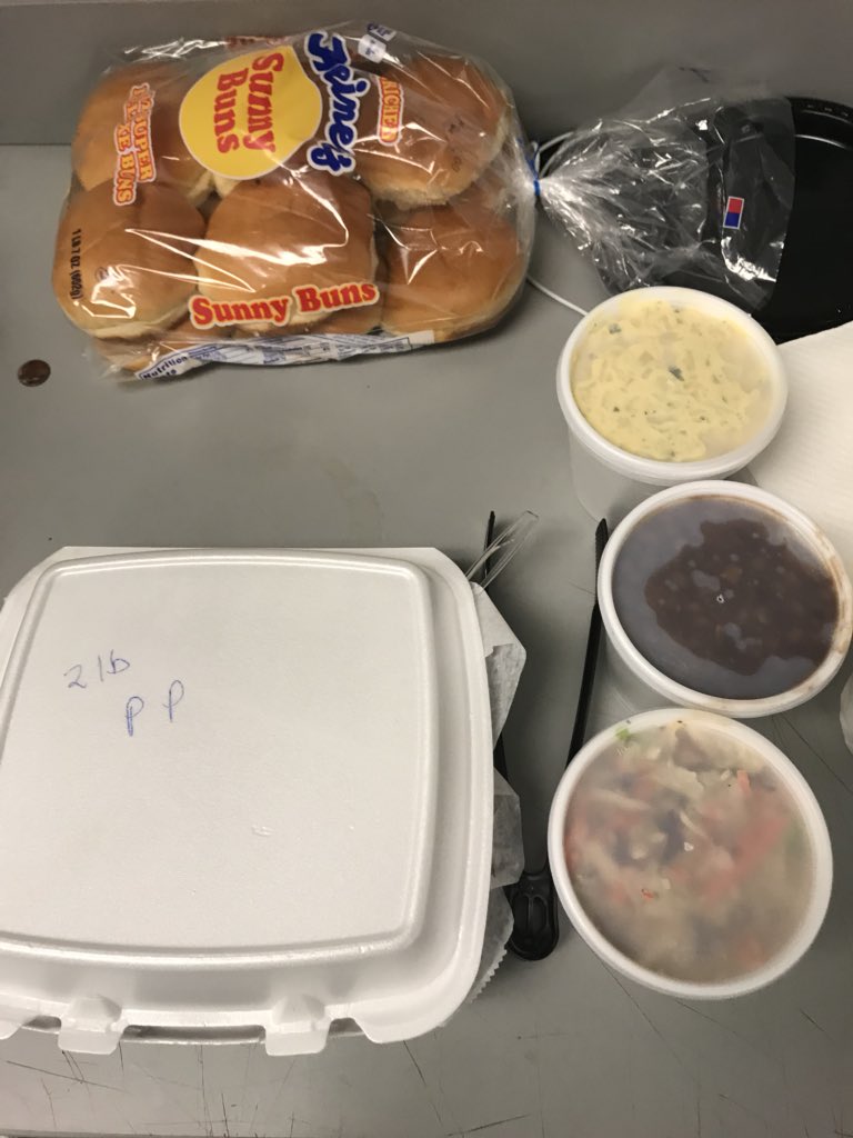 Showing appreciation for my awesome team! BBQ all around. So thankful for all that they do. #appreciateER <a href="/CShaneSmith1/">Shane Smith</a> <a href="/DaleB1/">Dale S. Brown</a>