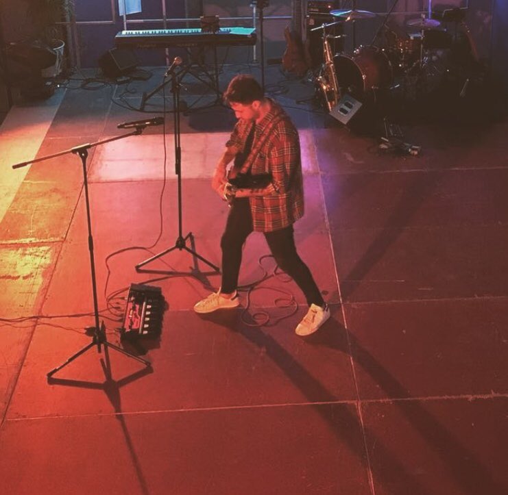 Team__Louka's tweet photo. - Instagram de Louka -
_____________Marseille hier soir 🎶🎸 https://t.co/Vix6bZSjAn