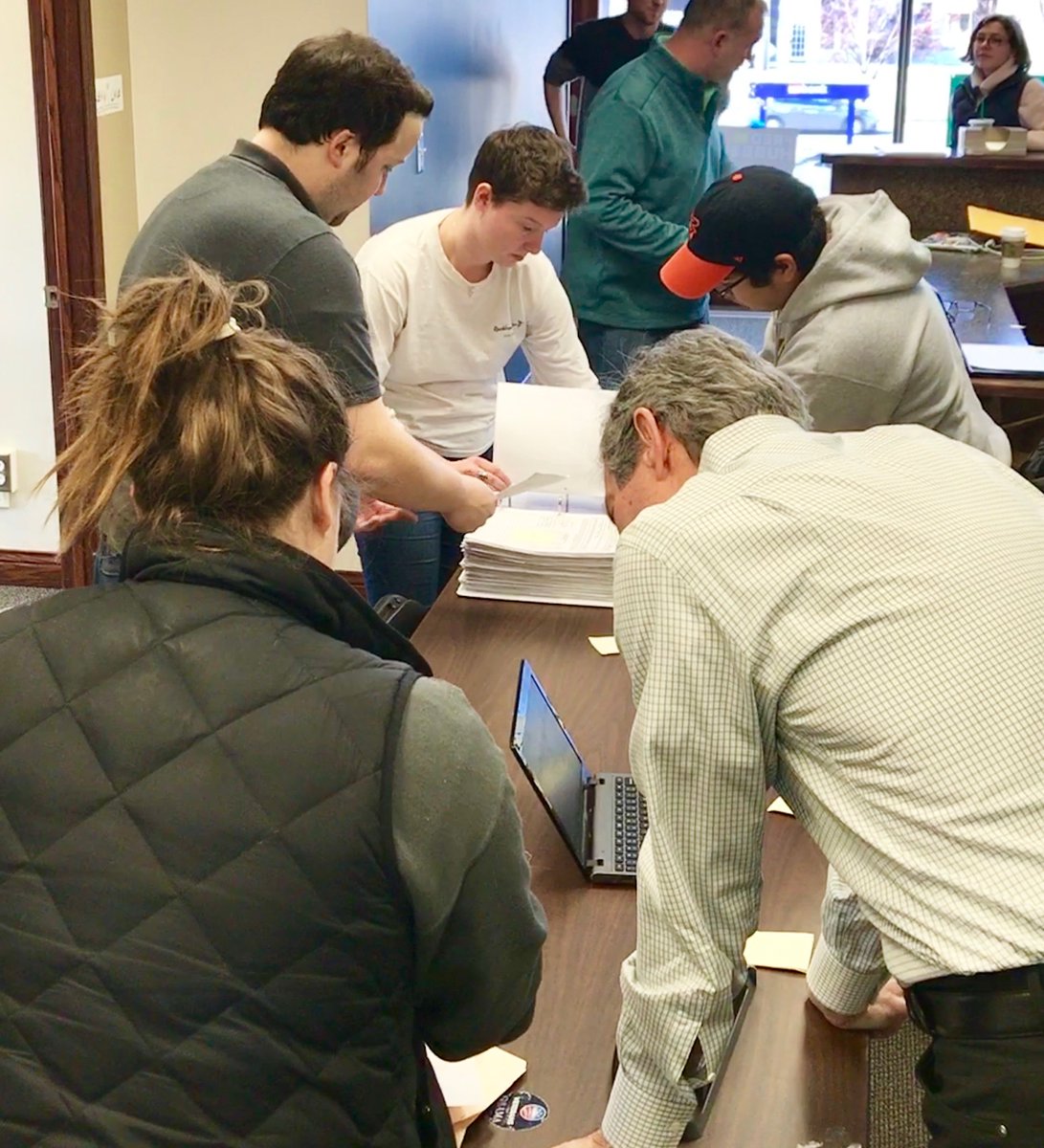 FredHubbell's tweet photo. This is a people-driven campaign -- we're submitting our petitions to get on the ballot today, and we owe a huge "thank you" to every volunteer and organizer that made this possible! #iagov https://t.co/F8yV8ragLD