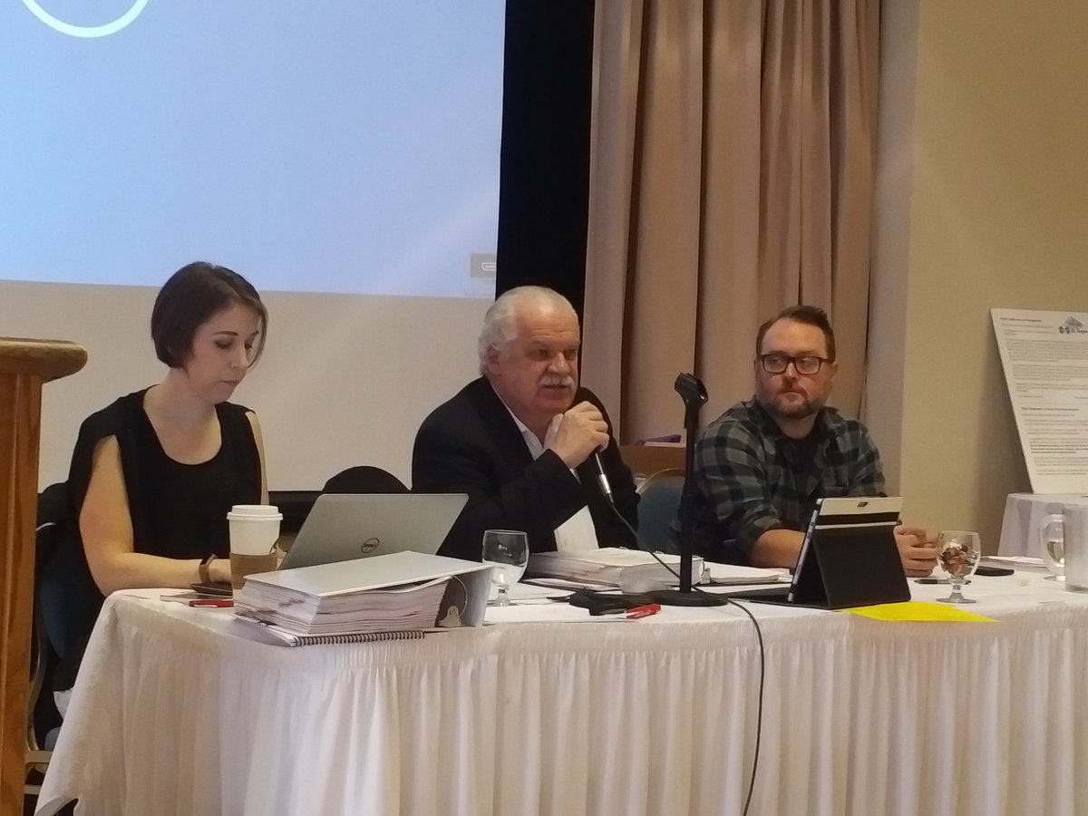 LindaHatwork's tweet photo. @ChrisAylwardVP speaking to #psacbc Regional Council on the #Phoenix pay system. https://t.co/ckgovn2M4Z