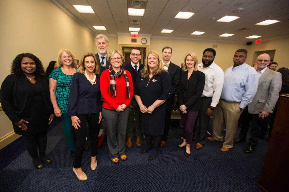 Thank you to all our Supermoms Against Superbugs advocates who traveled to Capitol Hill from across the country this week to share their diverse stories on antibiotic resistance. pew.org/2FvYMqx #saveabx