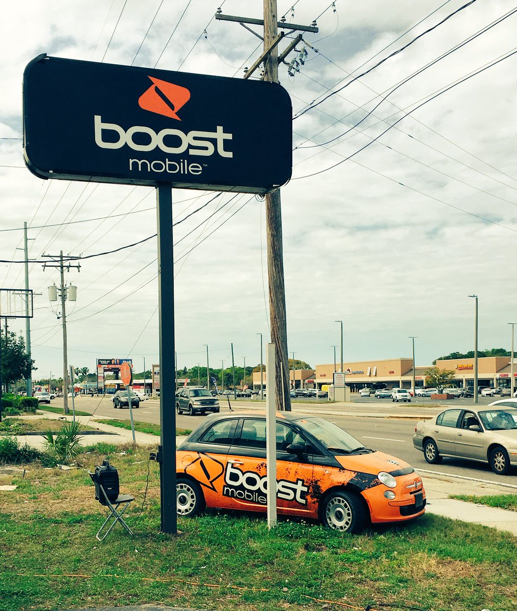 edgarladino05's tweet photo. Whatβs up @Tampa_Live if youβre in the Hillsborought area, come visit your new @boostmobile store located on 7610 W Hillsborought Ave. We have some amazing π² deals going on #MakeTheSwitch #TampaBay #FiveStart @BobChenard1 @TampaDailyNews #Boost4Life https://t.co/Wyxjsw3zwD