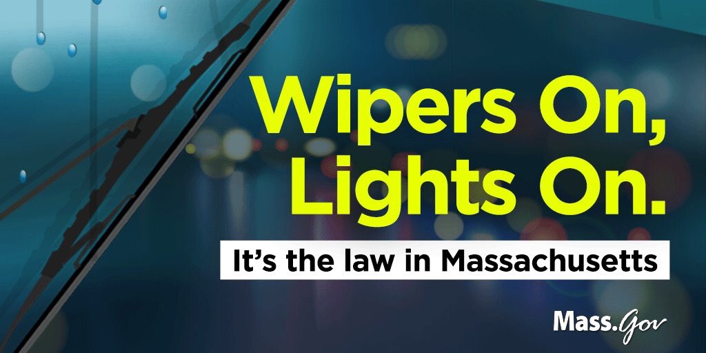 Just got into my cruiser, started, and my automatic lights didn’t come on....but I’ll definitely be using my wipers. Don’t forget, #WipersOnLightsOn

Daytime running lights don’t count. #Wx #MAwx
