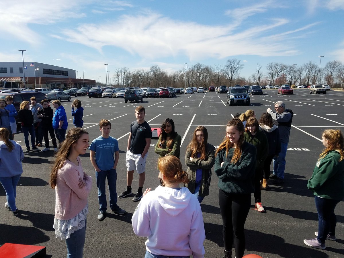 Faculty and staff enjoying #DriveYourTractorToSchoolDay. So happy to see students engaged in their passions and teaching others!
#MissionAligned 
#LivingTheMission
<a href="/MLCTitanNation/">MLCTitanNation</a> <a href="/shelbycountysch/">Shelby Co Schools Ky</a>