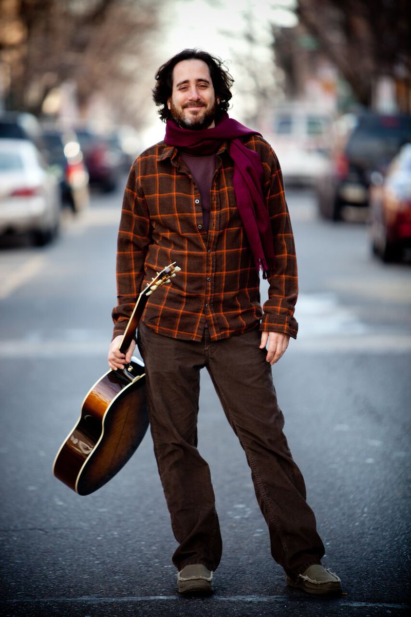 ChapinCoffee's tweet photo. #FridayIntroductions Meet our friend @DavidDurgadas we #love his #music and he loves our #coffee so we created a #CustomRoast for him inspired by his music, called #LOVEISAWAKE! David, is a renowned sacred mantra artist, singer-songwriter, author, and inspirational teacher. https://t.co/3xxMaDSLlC