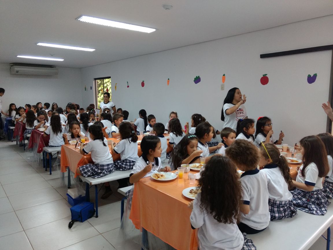 ccpaschool's tweet photo. Lunchtime at the CCPA SCHOOL 😍😋 #ccpaschool #loveccpaschool #enjoylunchtime https://t.co/n7zIfl0AhN