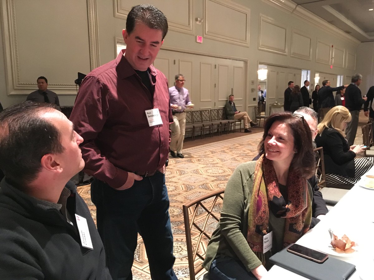 IPELRA's tweet photo. #ILELS18 packed the rooms this morning! Attendees learned about #PEDA #PSDA #Arbitration #CollectiveBargaining #EEO #FLSA -- best of all, networking with coworkers and colleagues! https://t.co/wNfuMmT5Mb
