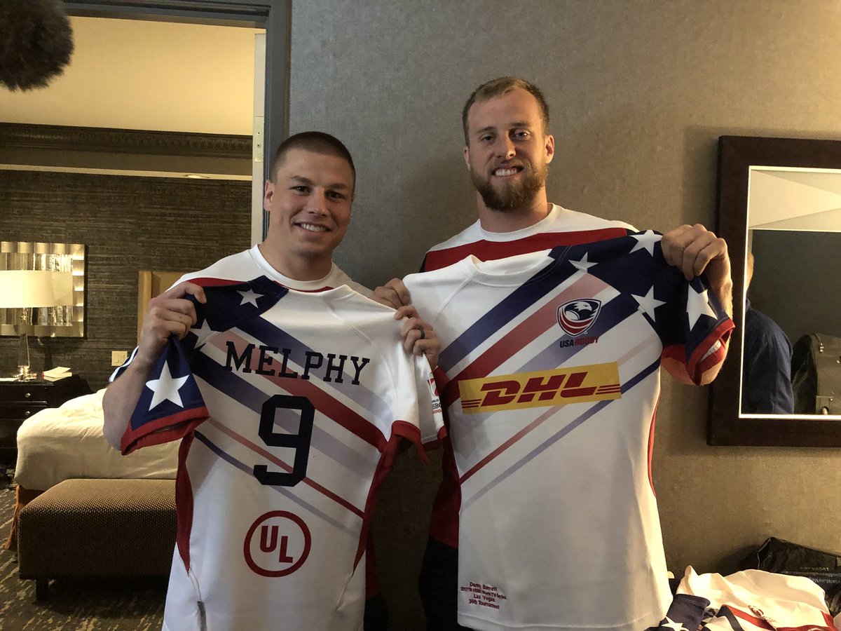 When you finally receive your debut jersey 🇺🇸 

#USA7s