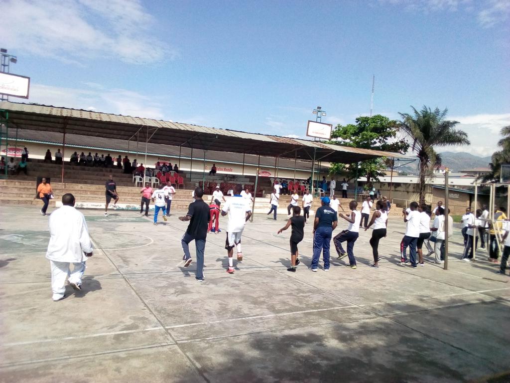 MigaboBlaise's tweet photo. 4)Among healthy lifestyles is physical activity and this was the today leitmotiv... Amazing @docjeremiah61 @WHO @ncdactionafrica https://t.co/Npf2R5L1k6