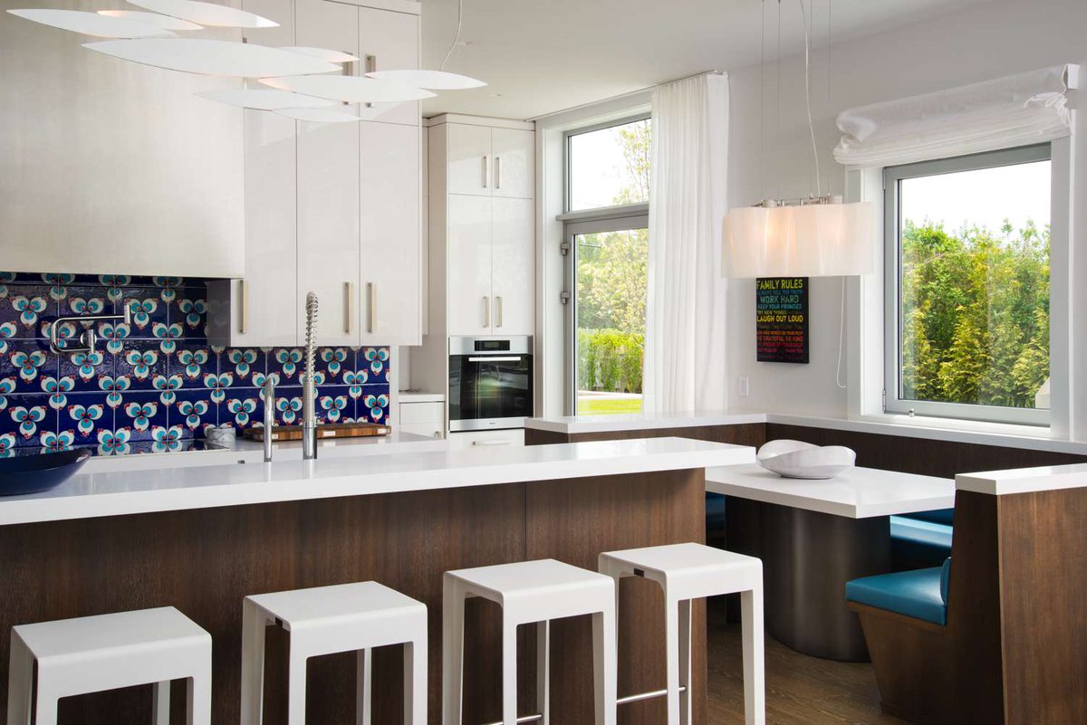 WORTHInteriors's tweet photo. Lighting for the Kitchen – Design Tips From the Pros https://t.co/bFql1wb6wz https://t.co/1B2BaOuk2t