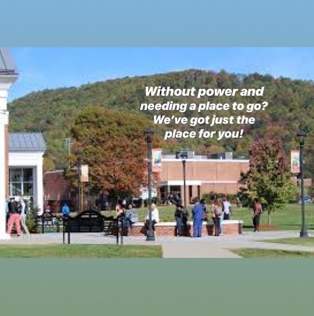 FerrumCollege's tweet photo. On campus without power and heat? Students, Swartz Gym and Franklin are both open during the outage for you! : @ferrumcollege_osl https://t.co/YmiY0jOwFI