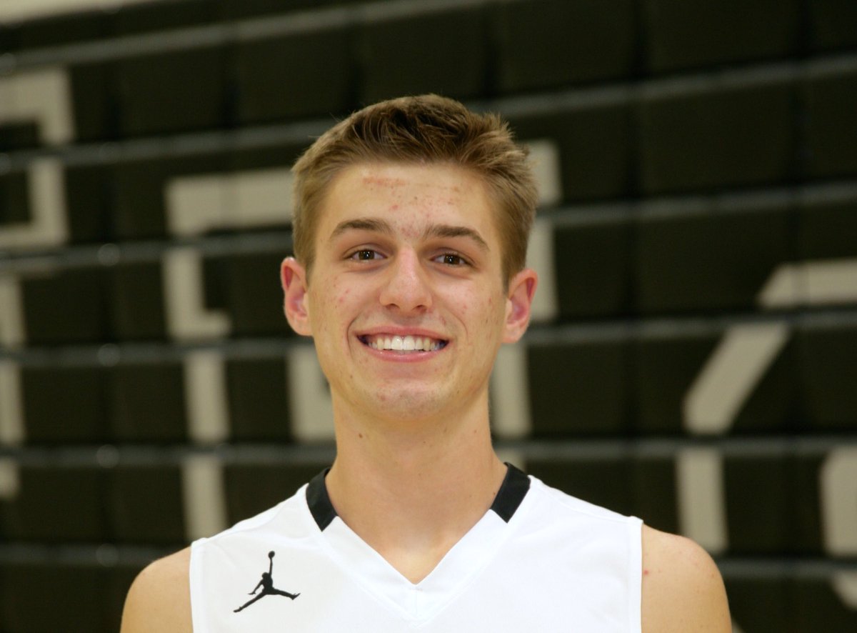 FHS Basketball tweet media