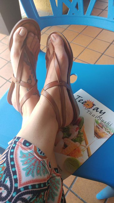 Got my kink on. Now time for a Thai fix😇 https://t.co/bo6GKBxUMc<a href="/tag/momcomesfirst"class="tags"><span>#momcomesfirst</span></a>