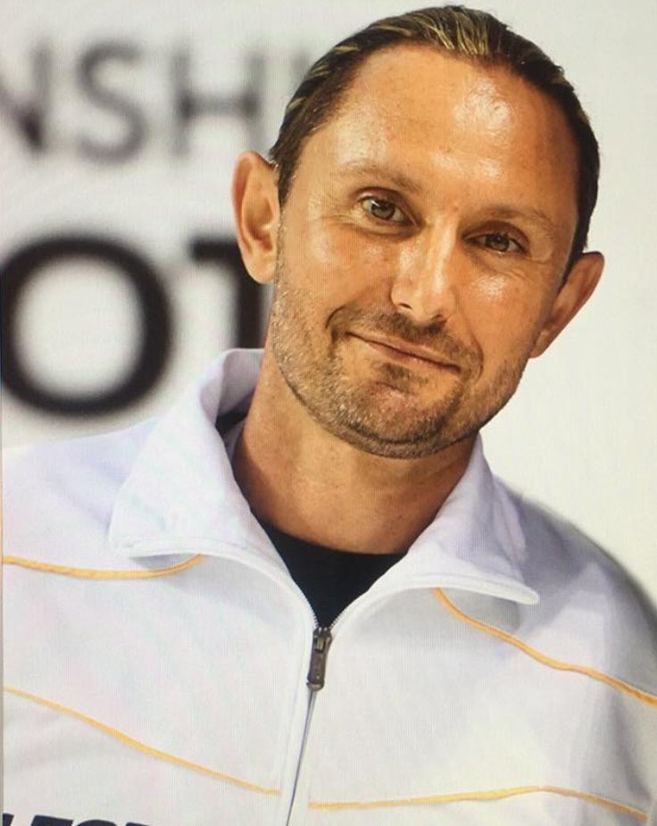 FedPatinaje's tweet photo. #PatinajeArtístico | El patinaje artístico mundial llora la pérdida de Gabriele Quirini, auténtica referencia del patinaje artístico.
Gabriele ha sido mucho más que un entrenador y coreógrafo. Echaremos de menos tu sonrisa. Ciao Gabriele. https://t.co/lRIAFhY8hG