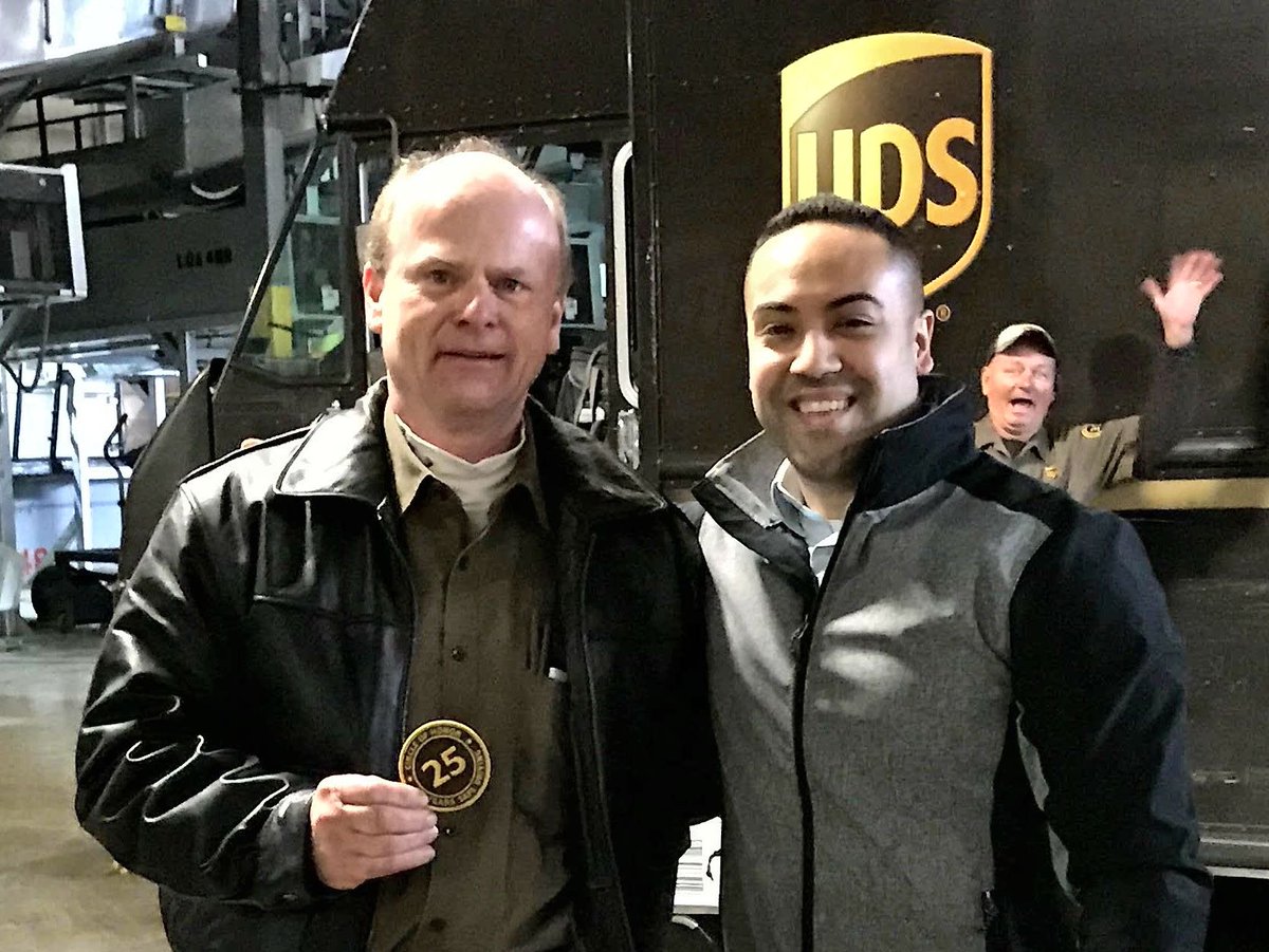 doctorlenski's tweet photo. Oakbrook ORS Jorge Olivo congratulating his driver Phil Yack for his introduction to the Circle of Honor. Phil joins an elite group of drivers. Thank you Phil!!! @IllinoisUPSers @Shellab1Shellie https://t.co/JfZ8xGQSOr