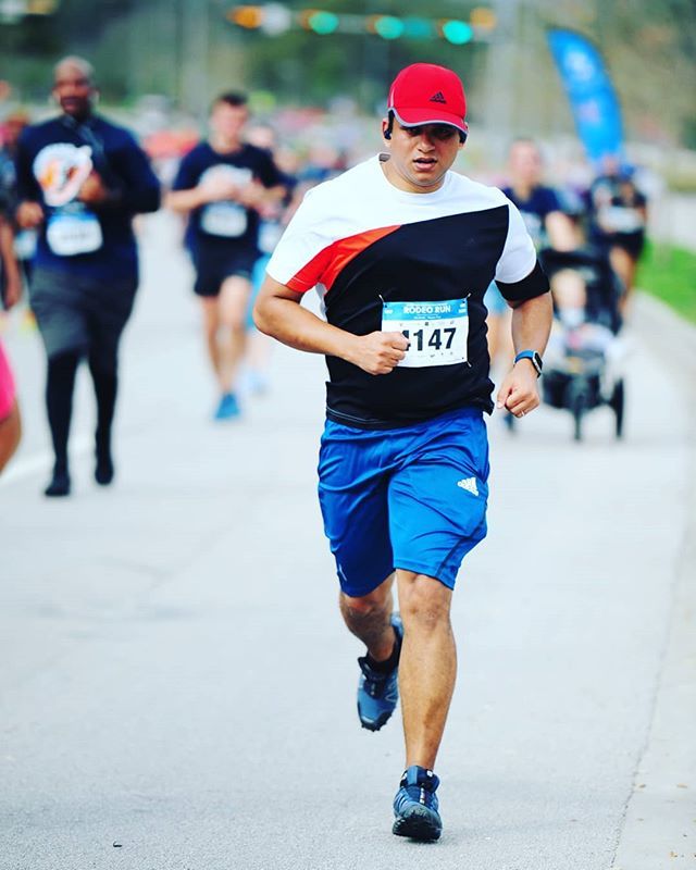 ukmight's tweet photo. #houstonrodeorun #10k
Did the run with poor fitness. Not a great run but enjoyed it nevertheless https://t.co/TBluevyuEY https://t.co/pmWIybWnCA