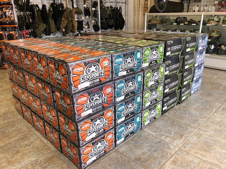 badlandspb's tweet photo. Fresh shipment of paint at Badlands Vancouver! 🔴🔵⚪

#badlandsvancouver #paintball #paint #newstock #badlandspaintball #checkitout https://t.co/coqJPkBI3X