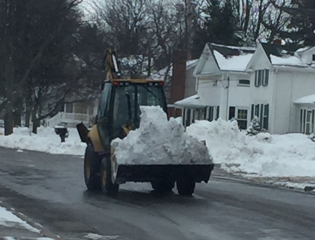 villageofbergen's tweet photo. Moving snow.. moving more snow.. clean up time. #moresnowiscoming https://t.co/tJU0bAKo7p