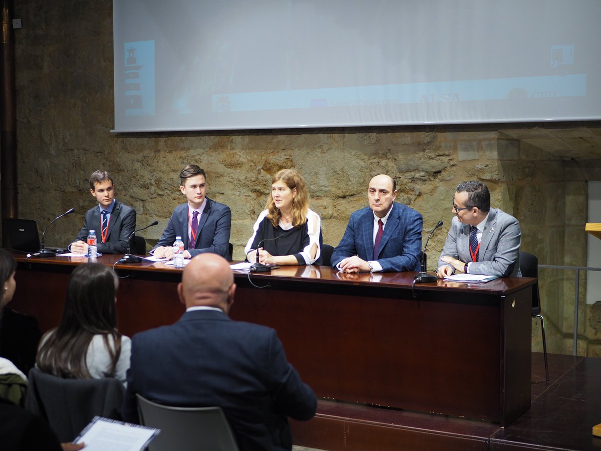 MEP_Spain's tweet photo. En palabras de Rafael Busutil, presidente del #MEP18, "queda inaugurada la XVIII Sesión Nacional del Modelo de Parlamento Europeo" 🇪🇺🇪🇺🇪🇺 https://t.co/3rjLCgboLk