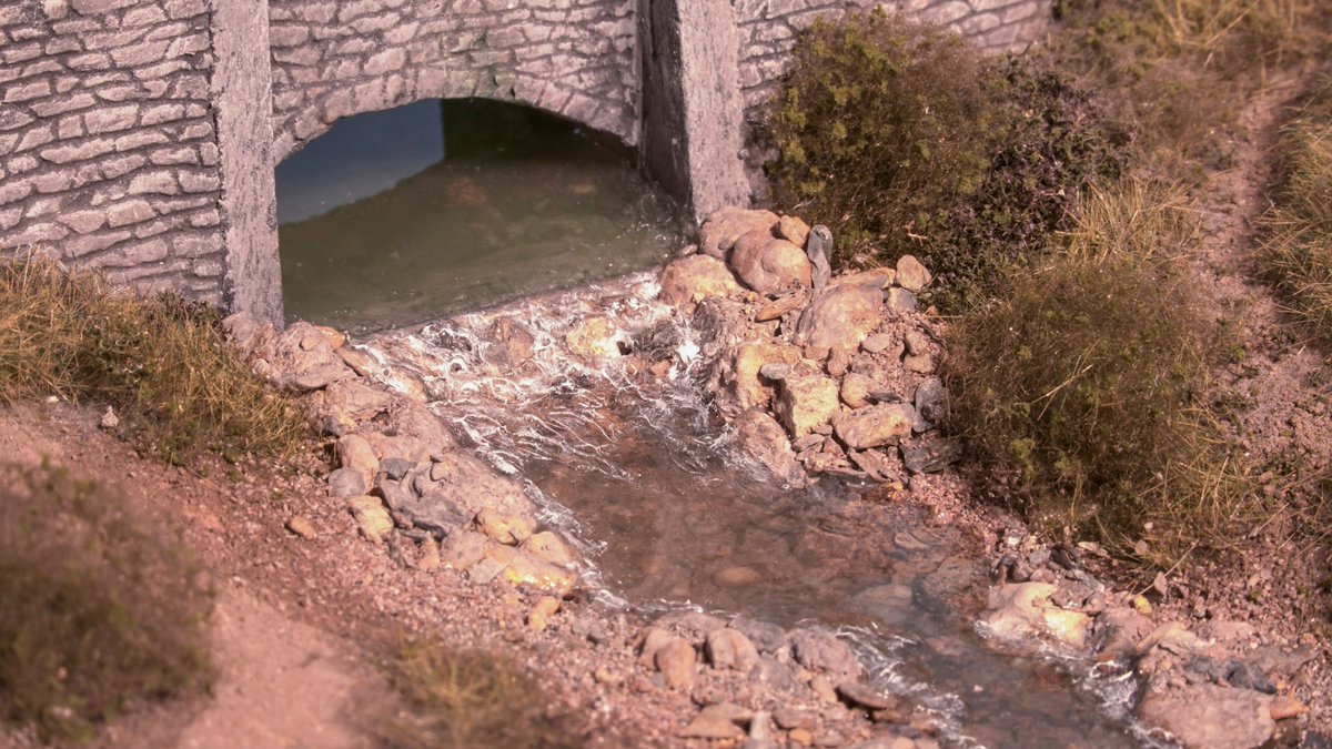 NModellbahn's tweet photo. #tutorial #Woodland Scenics "Deep Pour Water"
Cooming Soon
by #NModellbahn #Modellbahn https://t.co/HCxMX1Znrg