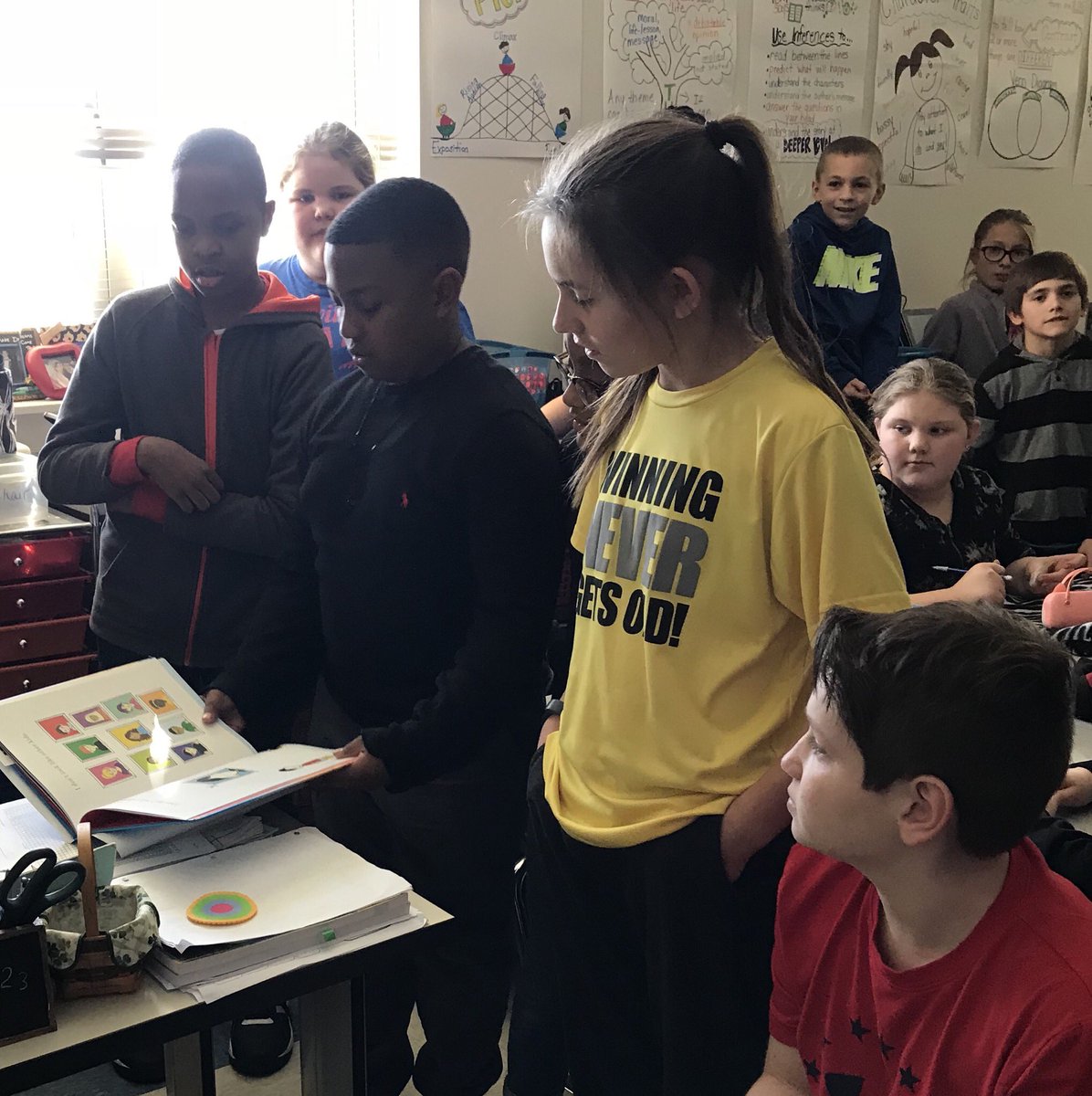 AmandaBoboQuick's tweet photo. 5th graders celebrating Read Across America Week by reading to 1st graders via Google Hangout @MMISWarriors @daniel_evansAU @richburg_bonnie @wrightpartyof4 #beboldmcss https://t.co/aWNycjHTuw