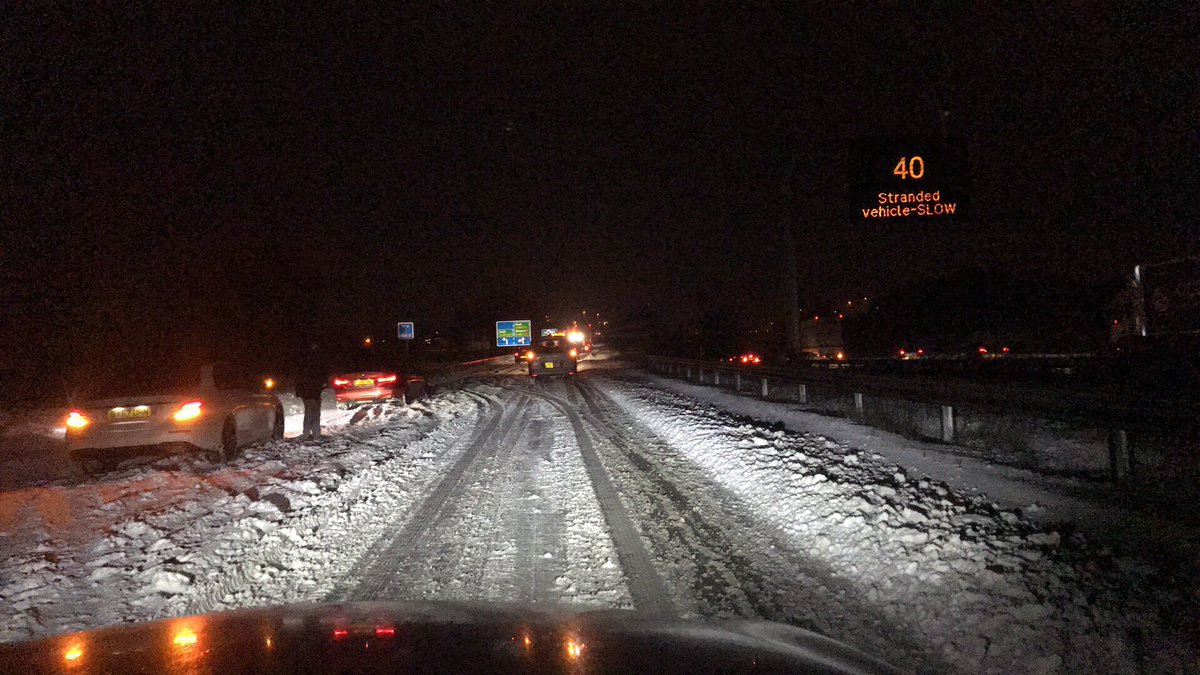 ec_bath's tweet image. Yesterday last job from LHR to Bath. The London longest journey ever, 6.5 hour, but based on my experience I manage drive safely and take customer to Dunkerton. #bathsnow #m4 @BathEchoWO @BathChron @BathEcho