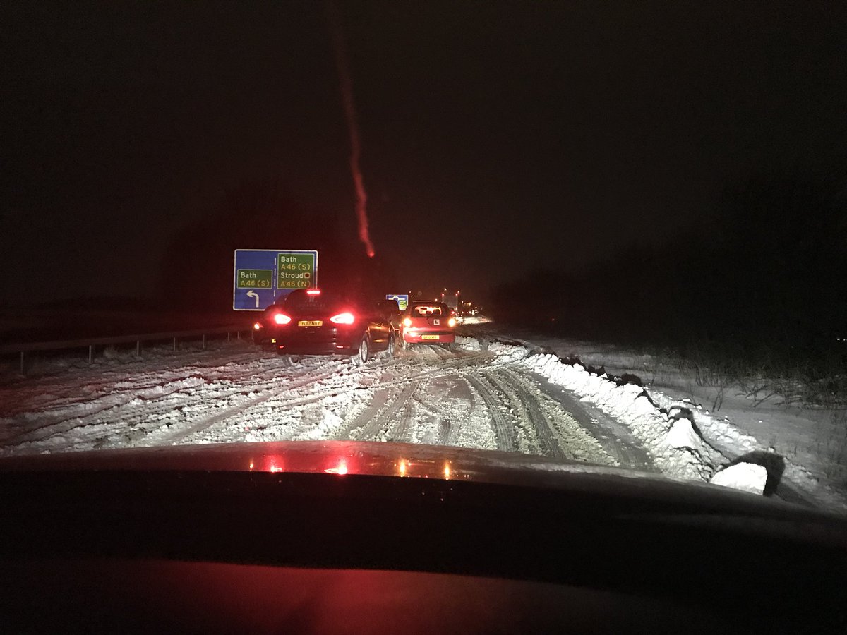 ec_bath's tweet image. Yesterday last job from LHR to Bath. The London longest journey ever, 6.5 hour, but based on my experience I manage drive safely and take customer to Dunkerton. #bathsnow #m4 @BathEchoWO @BathChron @BathEcho