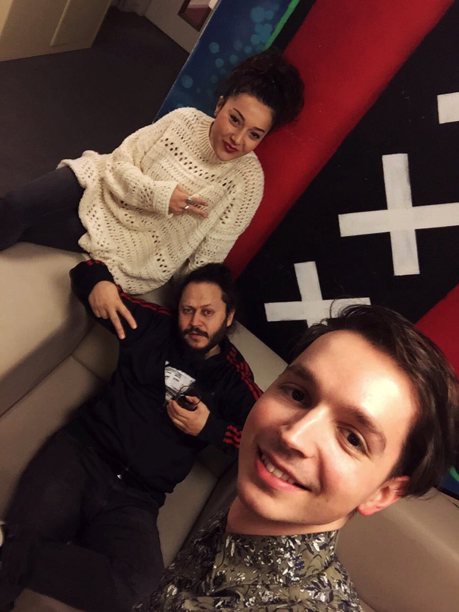 misscrowleynews's tweet photo. Geçtiğimiz haftasonu Amsterdam'da çok güzel iki konser verdik. Ne tatlı, ne samimiydiniz! Konserlerimize gelen, dinleyen, destekleyen herkese çok teşekkürler! Sizinle tanışmak, müziğimizi paylaşmak, beraber hissetmek çok güzeldi. En kısa zamanda tekrar görüşmek ��zere! https://t.co/TSo5mpZ1Wp