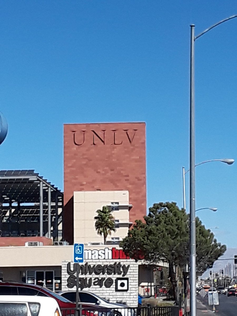 pittman_nairobi's tweet image. What a Beautiful Day in @CityOfLasVegas😁!!! Feels so good to be back home☺!!! @lasvegasweekly @LasVegasSun @unlv @clarkcounty @LASairport @reviewjournal #Vegas #Motivation #Follow4Follow #FridayFeeling