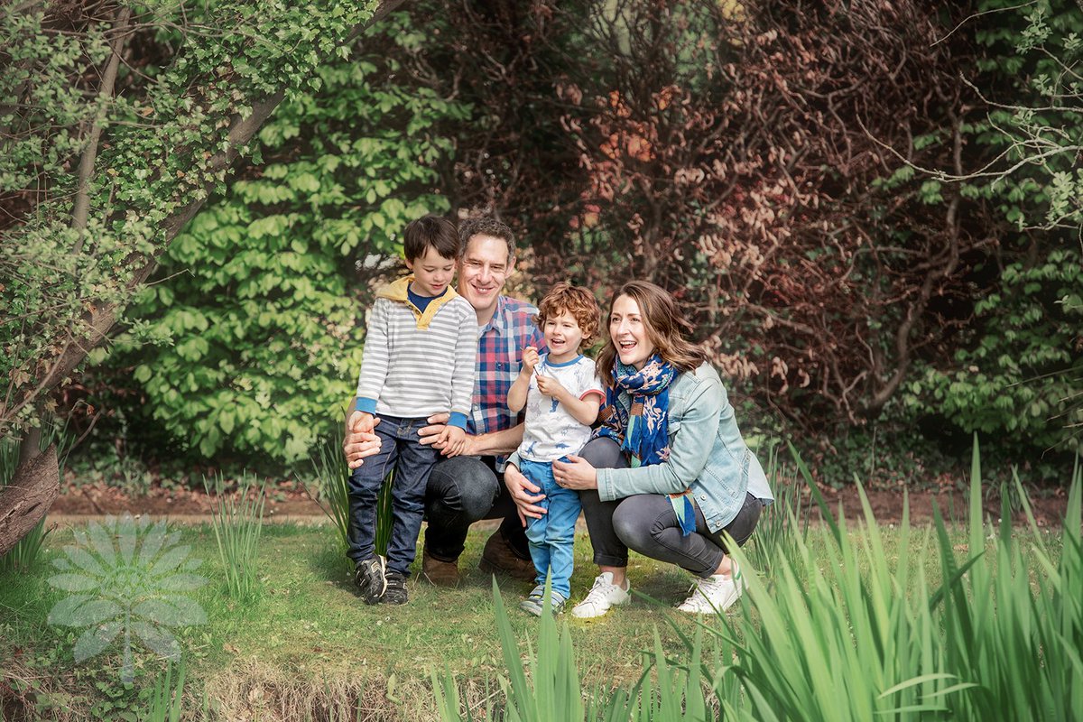 joolshenshaw18's tweet photo. Let me capture those special moments with Mum! Taking bookings for Mother's Day. #preciousmoments #specialmemories #jooshenshawphotography #harrogatephotographer #mothersday #perfectgift #nikonphotographer https://t.co/2SrgeqKIEY