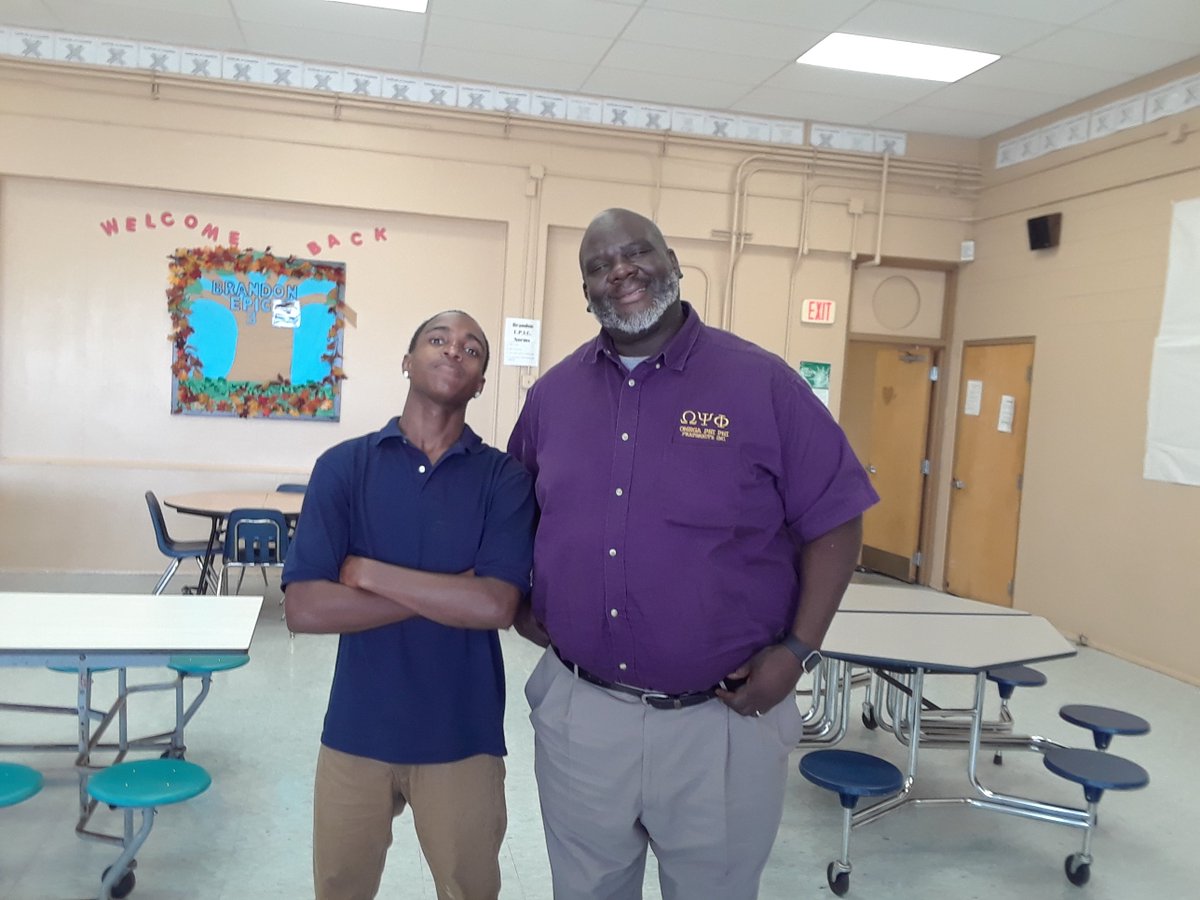 Brandon EPIC Ss wins Black History Month long essay and trivia contest! <a href="/wynne_tye/">Wynne Tye</a> @Dr_Sherell <a href="/Jeff_Eakins/">Jeff Eakins</a> <a href="/MzVegaEugene/">Jessica Vega-Eugène</a> <a href="/AreA7/">AreA</a>