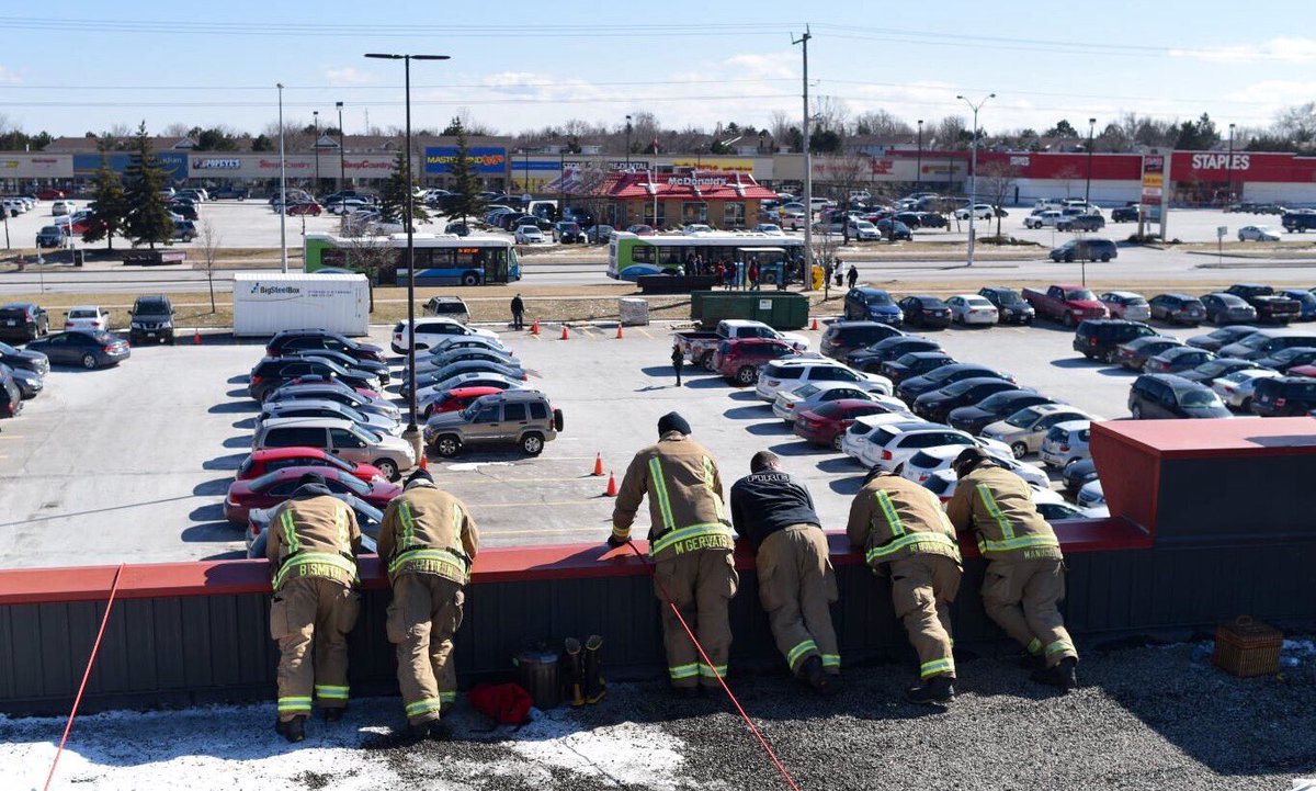 MD_Canada's tweet photo. The countdown is on! In just 1 week @GuelphFire4MD will take to the roof of @StoneRoadMall for their 4th Annual #RooftopCampout in support of MDC from March 9-11. Join us for the opening ceremonies at 11 AM on Friday, March 9th! https://t.co/YXeVFeo0UO https://t.co/uqaRb61Tz5