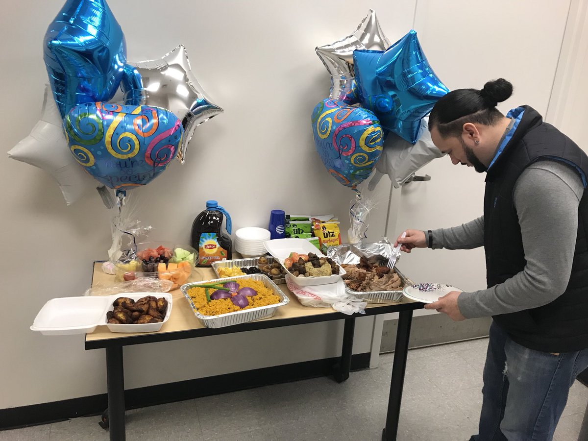 Beast_Mall's tweet photo. #appreciatER 🔥🔥🔥 my boys told me they wanted Spanish food!!! 🇩🇴🇵🇷 here you go!!!! I got the best team ever anything for them!!!! @NDixon121212 @kuhn3 @judy_cavalieri https://t.co/rfd7kmKHS8