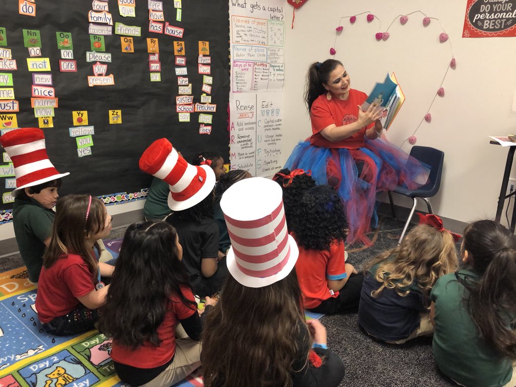 sandrigm3's tweet image. Dr Seuss. Birthday🎂. The More that you learn,the More places you’ll go. 🎈 #kindergarten #lovemyjob #Staycommited #BeTheChange @LegacyPCADFW
