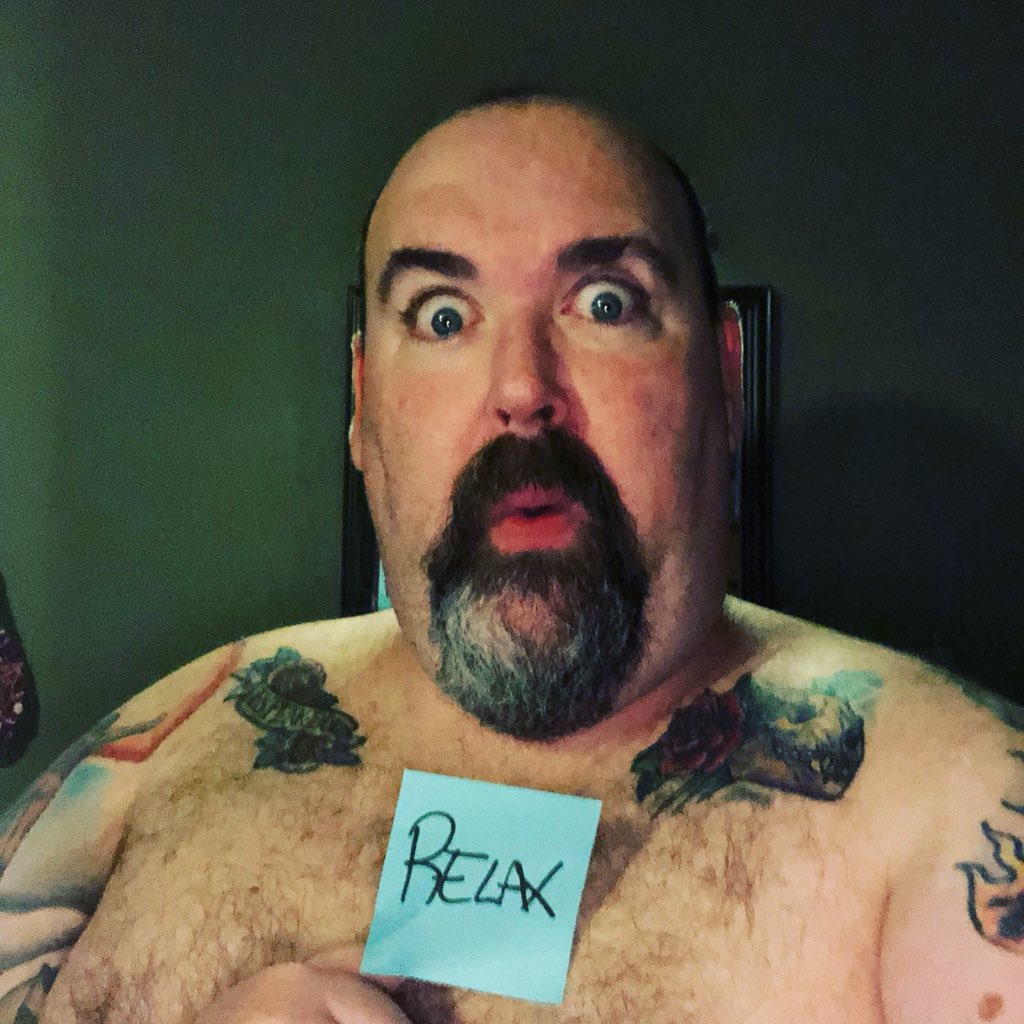 Finneas_Ryder's tweet photo. Relax! What a concept! I know,easier said that done. But really try and remember what nourishes you and do that. Put down the phone. Turn off the tv. Disconnect the world. Connect with yourself. Breathe. You’ll be better for it! #supportonastickynote #positivevibepositivetribe https://t.co/wUK8KlFfNj