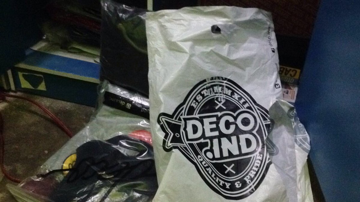 Halo Min <a href="/JNECare/">JNE Customer Care</a> kalau mau komplain kehilangan isi paket bagaimana ya prosesnya?