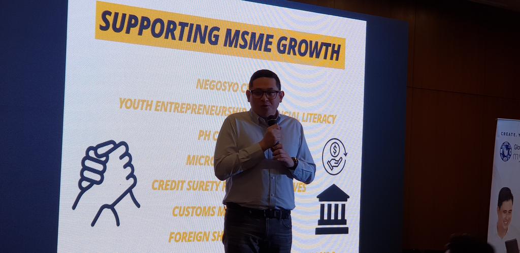 Sen. Bam Aquino keynotes the Spark Fest at Globe Tower for startups and technopreneurs