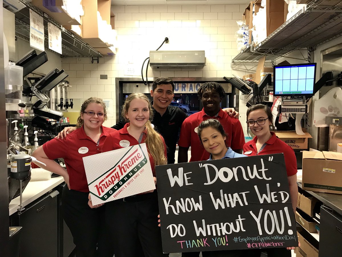 CFAHuebner's tweet photo. We have a “REMARK”able Team!
We Appreciate our team and all their hard work and dedication!
Thank you all for everything you do! ❤️🐮
We 🍩 know what we’d do without you! 
#CFAHuebner #EmployeeAppreciationDay https://t.co/toDBRjMJd5