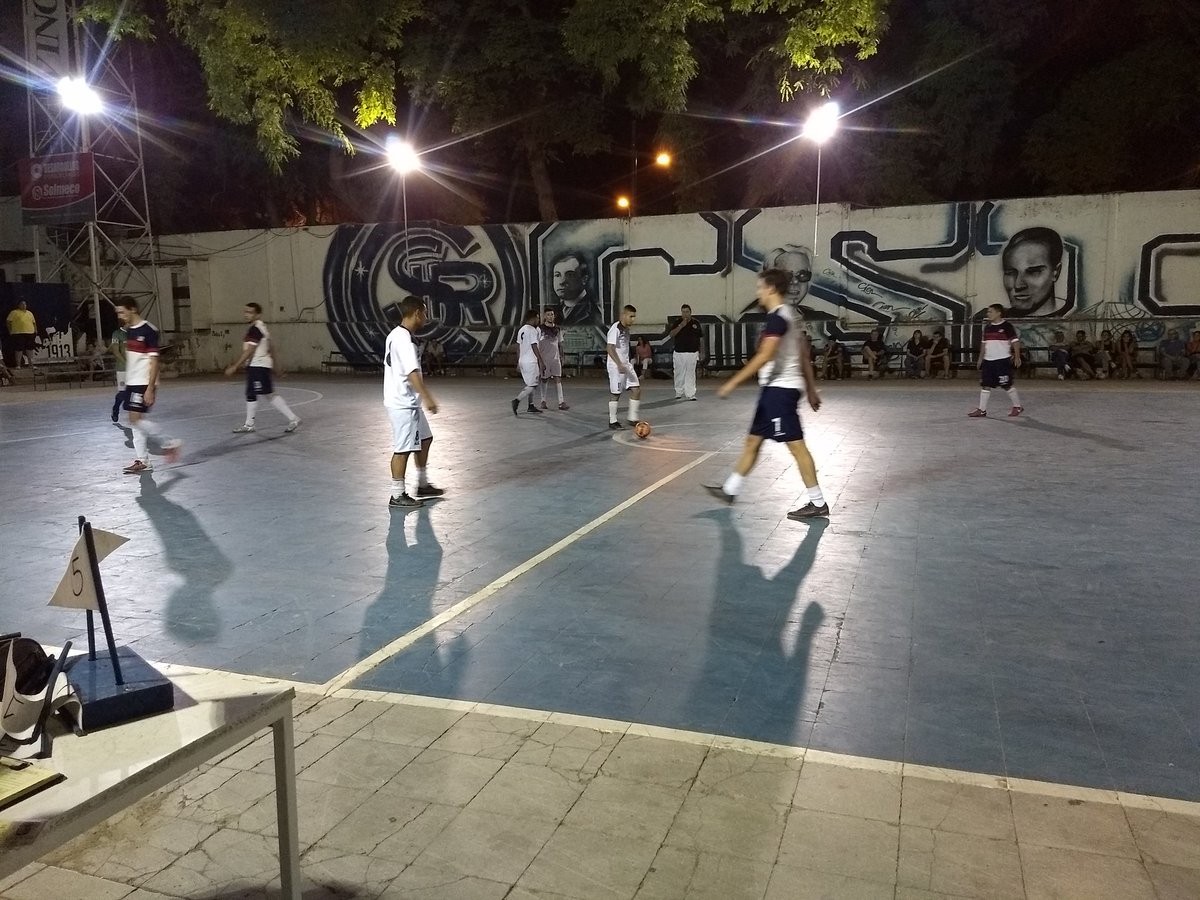Sentimiento4zul's tweet photo. #Futsal #TorneoVendimia

¡Final del primer tiempo! Independiente Blanco 1 (Herrera) - 1 COP.

#VamosLepra https://t.co/cIAP8bcuHP
