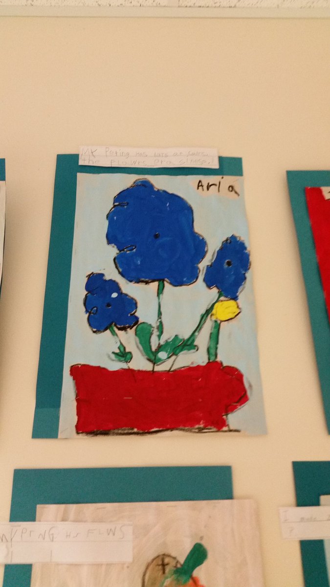 After learning about folk artist Clementine Hunter, Ss were inspired to create floral paintings of their own #africanheritagemonth #clementinehunter #celebratingclementinehunter